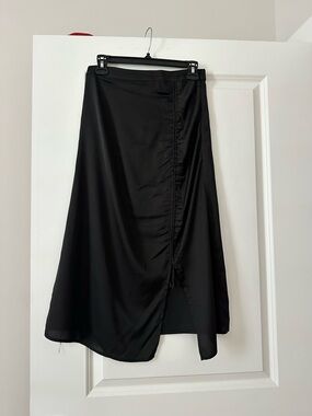 MINKPINK Black Ruched Midi Skirt with Front Slit
